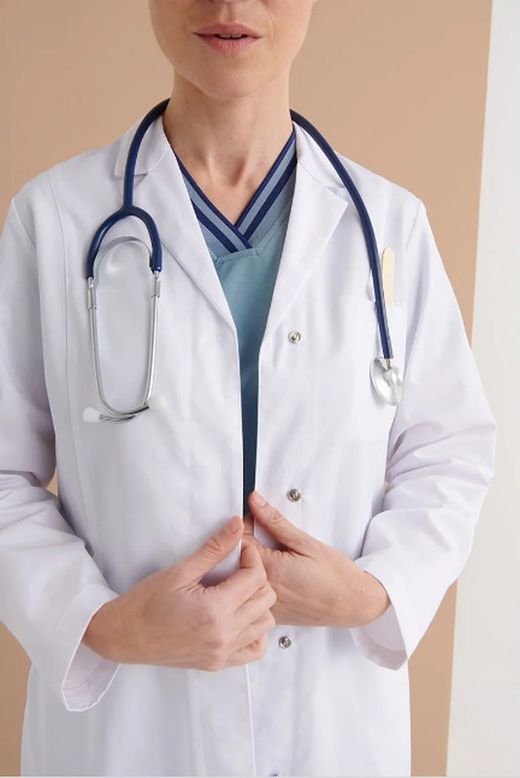 Bata blanca Apux Corchetes mujer