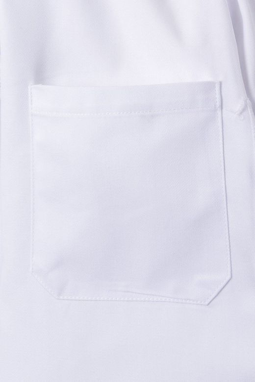 Bata con automáticos colores