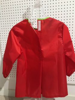 Bata de manualidades para niños