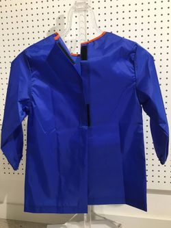 Bata de manualidades para niños