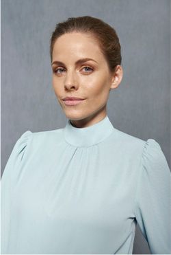 Blusa Cuello Alto marino o verde