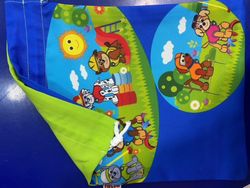 Divers sachets de petit-déjeuner ou de collation pour enfants