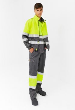 Cazadora AV Confort Fit varios colores