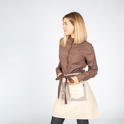 Delantal corto beige/chocolate