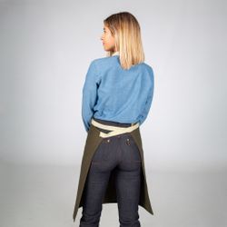 Delantal peto hebilla enlazada colores