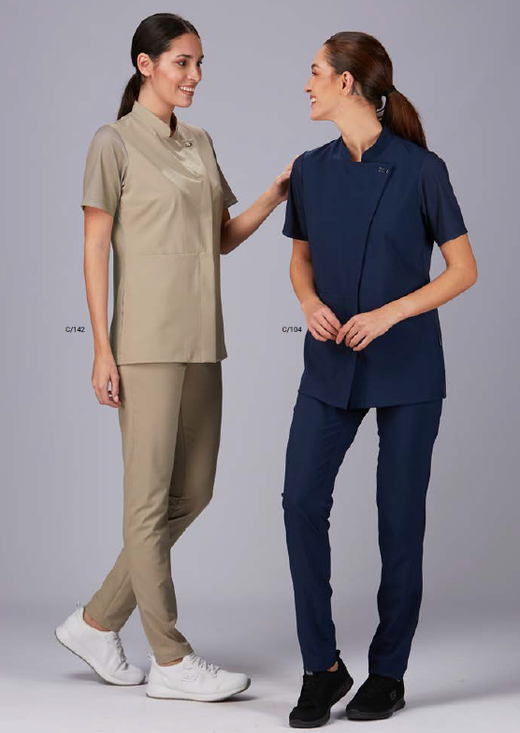 Pantalons pour femmes de différentes couleurs