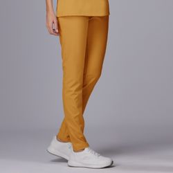 Pantalons pour femmes de différentes couleurs