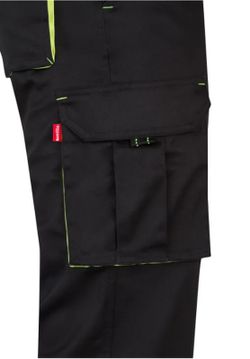 Pantalón multibolsillo negro con detalles fluor